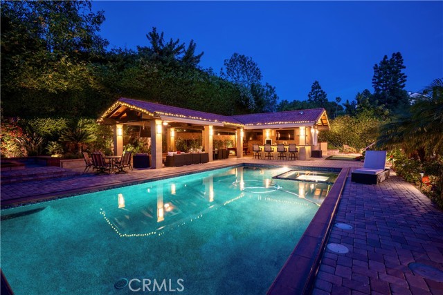 Detail Gallery Image 2 of 57 For 19151 Fowler, Santa Ana,  CA 92705 - 5 Beds | 4 Baths