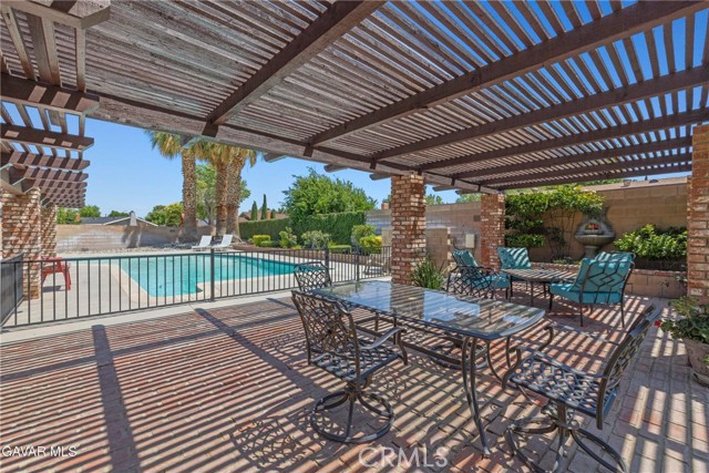 2520 Edam Street, Lancaster CA: https://media.crmls.org/medias/64cd21a2-8f3f-45a6-8a89-037c868ab7b4.jpg