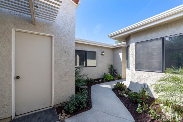 Detail Gallery Image 26 of 35 For 1085 Saint Andrews Dr, Upland,  CA 91784 - 2 Beds | 2 Baths