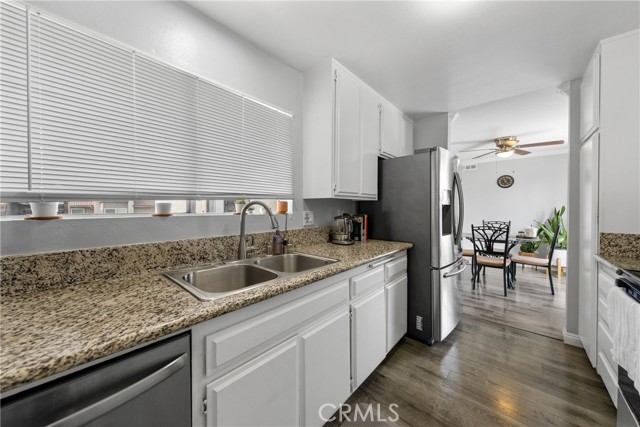 Detail Gallery Image 7 of 18 For 866 Cinnamon Ln #57,  Duarte,  CA 91010 - 2 Beds | 1 Baths