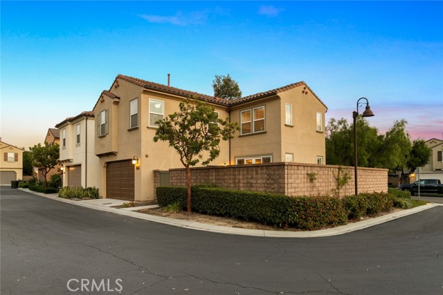 Detail Gallery Image 2 of 35 For 2819 E Pacific Ct, Brea,  CA 92821 - 3 Beds | 2/1 Baths