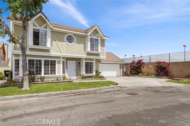 8129 Rancho Poderoso Road, Paramount CA: https://media.crmls.org/medias/64ce0ee0-1db6-4552-9bdd-eee10a00c76e.jpg