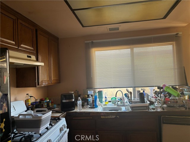 8457 Burnet Avenue, 1 photo 7