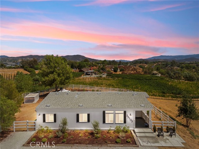 Detail Gallery Image 2 of 74 For 35105 Calle La Coca, Temecula,  CA 92592 - 5 Beds | 3 Baths