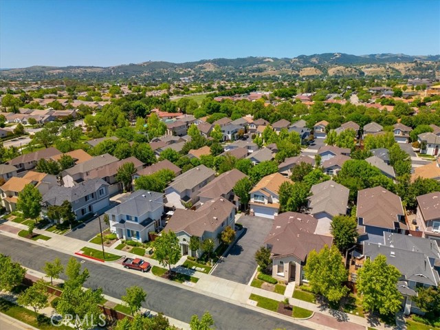 2923 Cottage Lane, Paso Robles CA: https://media.crmls.org/medias/64cfaee1-5997-4b3b-bfcd-daaedba5b43e.jpg