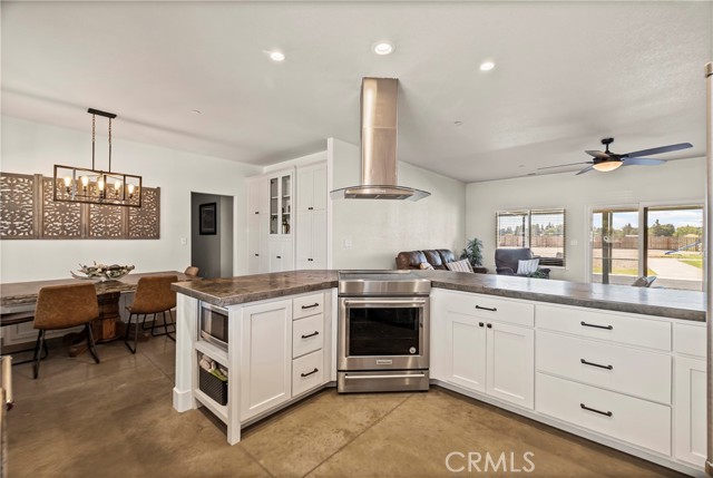 Detail Gallery Image 4 of 48 For 4209 Caballo Way, Chico,  CA 95973 - 3 Beds | 2/1 Baths