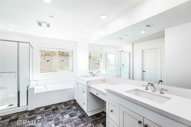 Detail Gallery Image 22 of 33 For 6506 Zion Way, Jurupa Valley,  CA 92509 - 5 Beds | 3/1 Baths