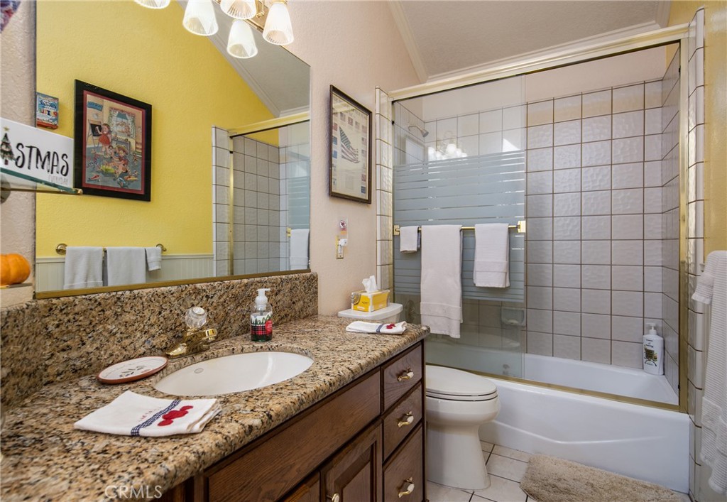 Main Bathroom