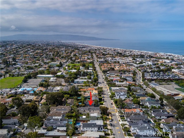 801 18th Street, Manhattan Beach, California 90266, 4 Bedrooms Bedrooms, ,4 BathroomsBathrooms,Residential,Sold,18th,SB24108757