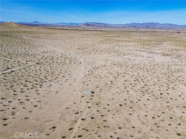 Detail Gallery Image 13 of 37 For 76100 2 Mile Rd, Twentynine Palms,  CA 92277 - – Beds | – Baths