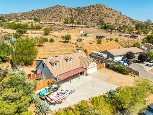 33656 Tradepost Road, Acton CA: https://media.crmls.org/medias/64d10505-9f29-49e3-a17e-a45e75cf33b7.jpg