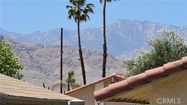 Detail Gallery Image 4 of 39 For 40408 Periwinkle Ct, Palm Desert,  CA 92260 - 3 Beds | 2 Baths