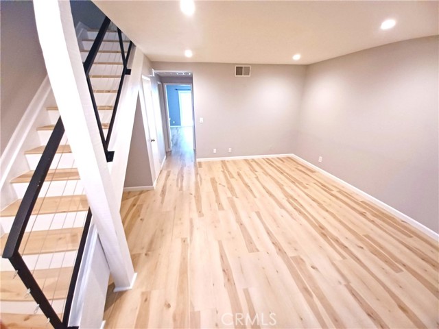 Detail Gallery Image 27 of 41 For 195 Gazania Ct #34,  Thousand Oaks,  CA 91362 - 1 Beds | 1/1 Baths