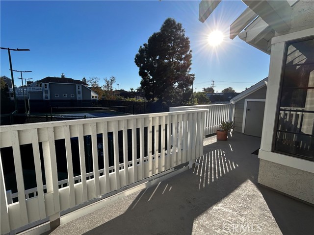 Detail Gallery Image 21 of 23 For 4682 Warner, Huntington Beach,  CA 92649 - 2 Beds | 2 Baths