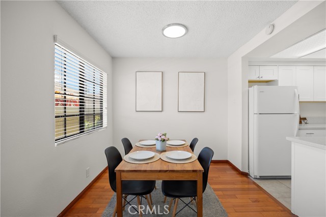 Detail Gallery Image 3 of 10 For 1368 Elm Ave #B,  San Gabriel,  CA 91775 - 2 Beds | 1/1 Baths