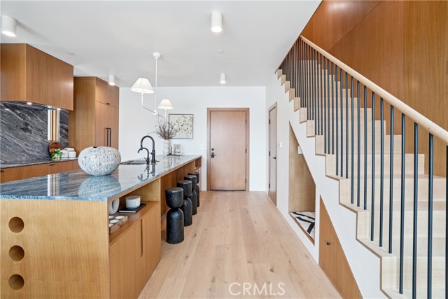 Image 31 of 66 For 647 Navy Street