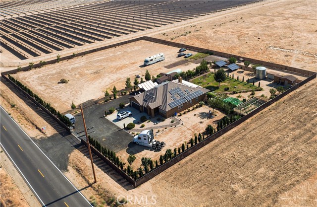 46544 90th West, Lancaster CA: https://media.crmls.org/medias/64d359fc-4edf-4012-84d7-db2636b1cf14.jpg