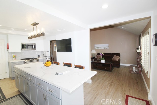 Detail Gallery Image 18 of 39 For 25215 Avenida Pacifica #44,  Lake Forest,  CA 92630 - 2 Beds | 2/1 Baths