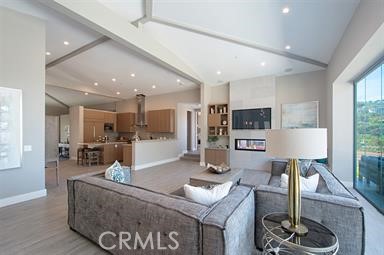 7734 Esterel Drive, La Jolla CA: https://media.crmls.org/medias/64d3b399-3954-4fe4-9bbc-e0d3ad0394b5.jpg