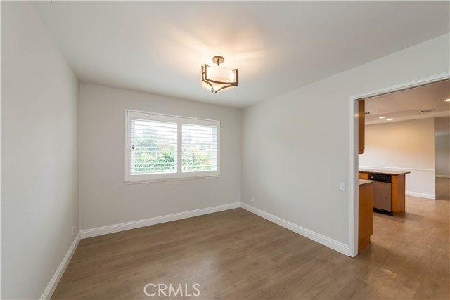 4925 Rockvalley Road, Rancho Palos Verdes CA: https://media.crmls.org/medias/64d4bea5-2f03-4768-abff-a6007695b2c7.jpg