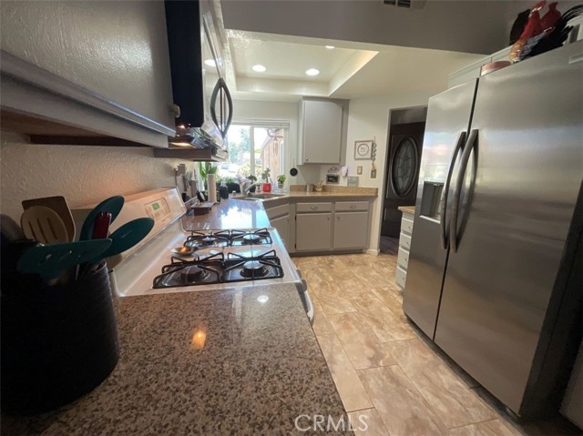 6720 Shaded Wood Place, Rancho Cucamonga CA: https://media.crmls.org/medias/64d60120-e46e-4010-bb25-9ffbca261d8f.jpg