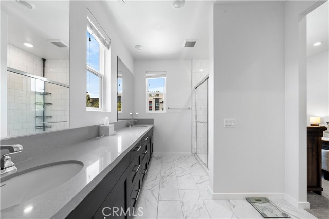 710 S Grable Circle, Orange CA: https://media.crmls.org/medias/64d61725-e509-46e0-8d7c-e4146f0aa21c.jpg