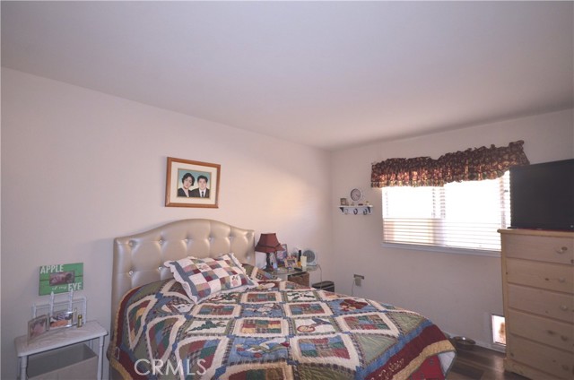 27958 Foxfire Street, Menifee CA: https://media.crmls.org/medias/64d618ab-3f94-4edb-beeb-01c66d1933f9.jpg