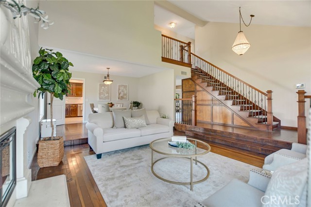 7022 Wheeler Avenue, La Verne CA: https://media.crmls.org/medias/64d6a035-8c6e-40fd-b853-12a6a2429533.jpg
