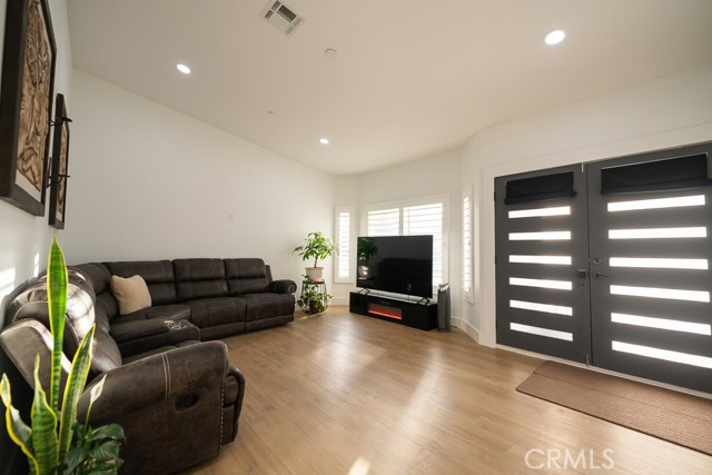 Detail Gallery Image 6 of 52 For 47922 85th St W, Lancaster,  CA 93536 - 4 Beds | 3 Baths