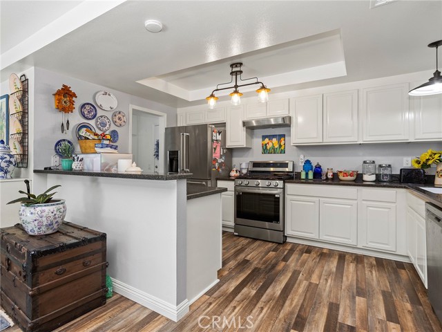 Detail Gallery Image 11 of 60 For 42836 Cinema Ave, Lancaster,  CA 93534 - 4 Beds | 2 Baths