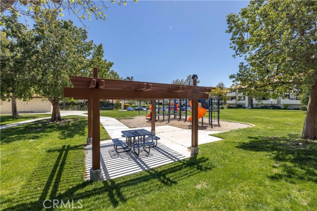 Detail Gallery Image 26 of 29 For 18145 Sundowner Way #950,  Canyon Country,  CA 91387 - 3 Beds | 2 Baths