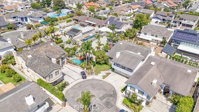 Detail Gallery Image 38 of 42 For 17182 Hillside Cir, Huntington Beach,  CA 92649 - 5 Beds | 4/1 Baths