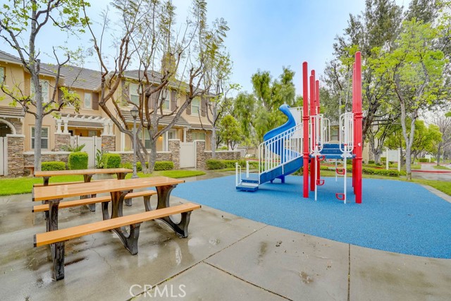 Detail Gallery Image 47 of 52 For 7701 Chambray Pl #3,  Rancho Cucamonga,  CA 91739 - 3 Beds | 2/1 Baths
