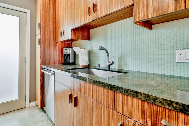 Detail Gallery Image 11 of 50 For 1178 Shelburn Ln, Ventura,  CA 93001 - 3 Beds | 2 Baths