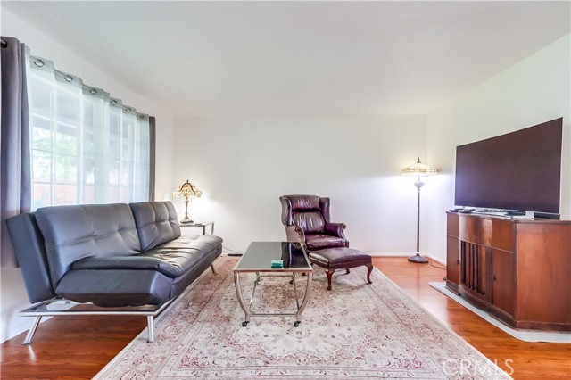 Detail Gallery Image 8 of 36 For 10745 Tujunga Canyon Bld, Tujunga,  CA 91042 - 2 Beds | 1 Baths