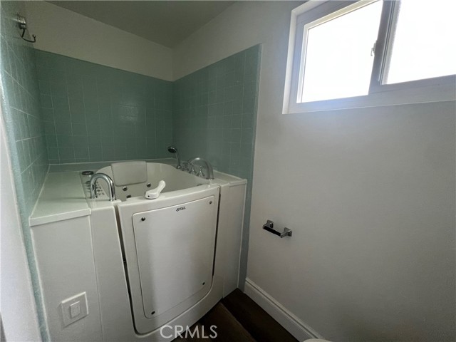 Image 21 of 27 For 21591 Kuder Avenue
