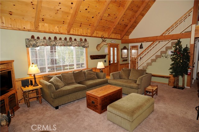 783 Thrush Drive, Big Bear Lake CA: https://media.crmls.org/medias/64dc3b01-182d-4e87-860a-6e5c64c2458d.jpg