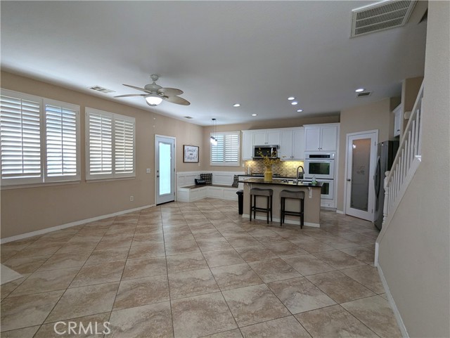 29081 Loden Circle, Menifee CA: https://media.crmls.org/medias/64dcc2c7-424b-4018-8989-8f2cb94f6a26.jpg