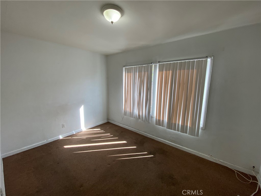 903 Cerritos Avenue B