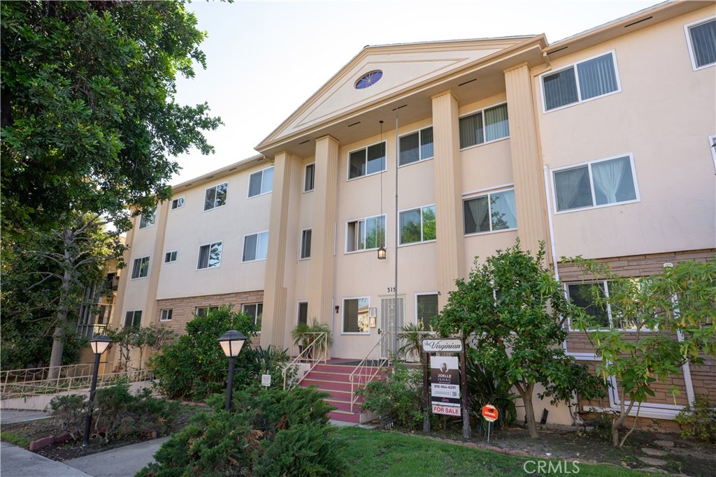 315 N Louise Street #103