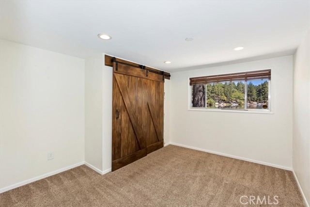 Detail Gallery Image 19 of 56 For 33037 Canyon Dr, Green Valley Lake,  CA 92341 - 4 Beds | 2 Baths