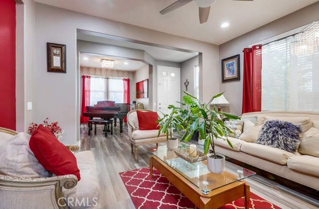 Detail Gallery Image 6 of 40 For 356 W Weeping Willow Ave, Orange,  CA 92865 - 3 Beds | 2/1 Baths