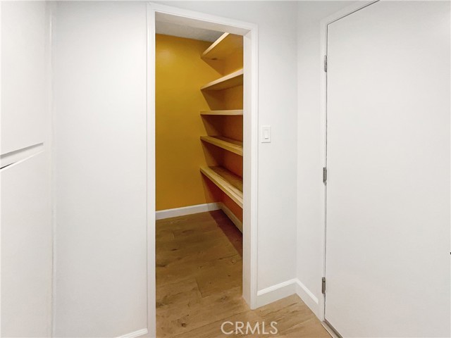 2252 Verde Oak Drive, Los Angeles CA: https://media.crmls.org/medias/64dfe5e1-97be-448b-bf1e-f29e1469fdf6.jpg