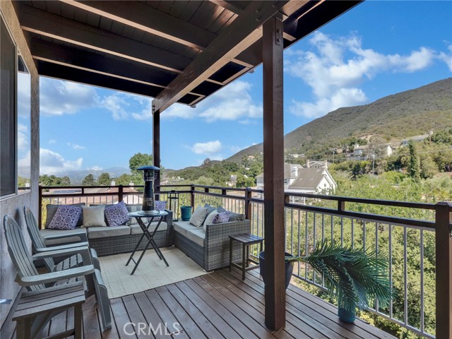 1124 Kathleen Drive, Newbury Park CA: https://media.crmls.org/medias/64e06678-7b08-48eb-9a7e-9293d4873d50.jpg