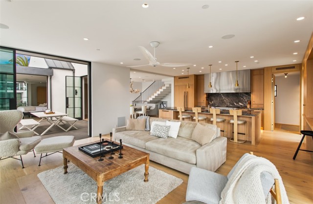 1703 E Ocean Boulevard, Newport Beach CA: https://media.crmls.org/medias/64e0b5b3-9b8e-4d03-a44b-f8c557ee9bbf.jpg