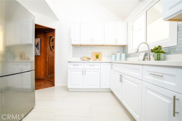 Detail Gallery Image 29 of 34 For 38 Dudley Ave, Venice,  CA 90291 - 6 Beds | 5 Baths