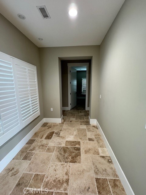9526 Appleton Street, Victorville CA: https://media.crmls.org/medias/64e15376-671a-43ec-9bf4-f1af19191504.jpg