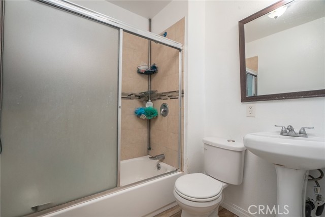 Detail Gallery Image 16 of 23 For 1519 W 59th St, Los Angeles,  CA 90047 - 3 Beds | 2 Baths