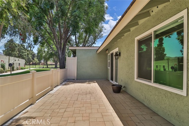 8152 Village 8, Camarillo CA: https://media.crmls.org/medias/64e23553-9de4-4466-902e-d494c7f571b1.jpg
