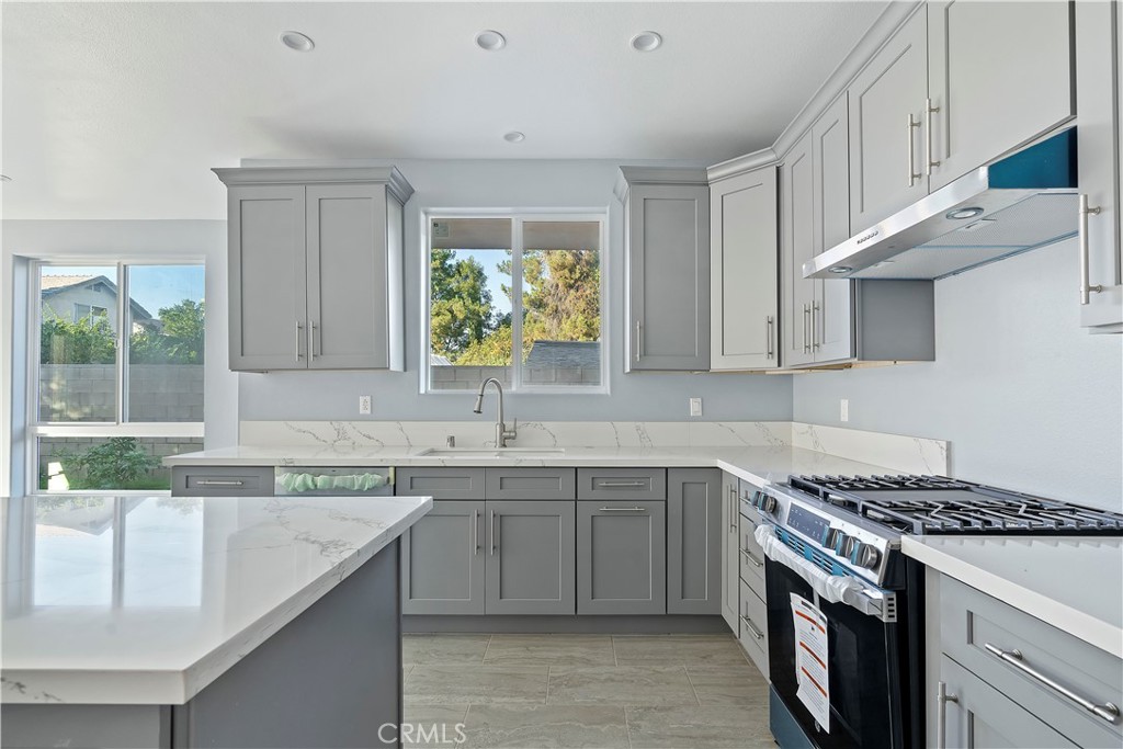 MLS #SR25266724 image #12